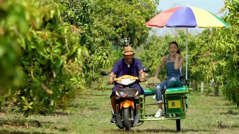 “ไมค์ ภิรมย์พร” เปิดบ้านต้อนรับ สาวฮอต “โอซา แวง” สอนทำไอศกรีมมะม่วง ในรายการ “เที่ยวบ้านพี่ไมค์ ซีซั่น 2” เสาร์ 1 มิ.ย.นี้