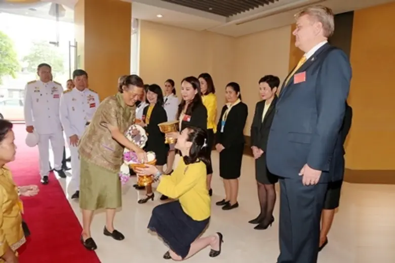 สมเด็จพระกนิษฐาธิราชเจ้า กรมสมเด็จพระเทพร...