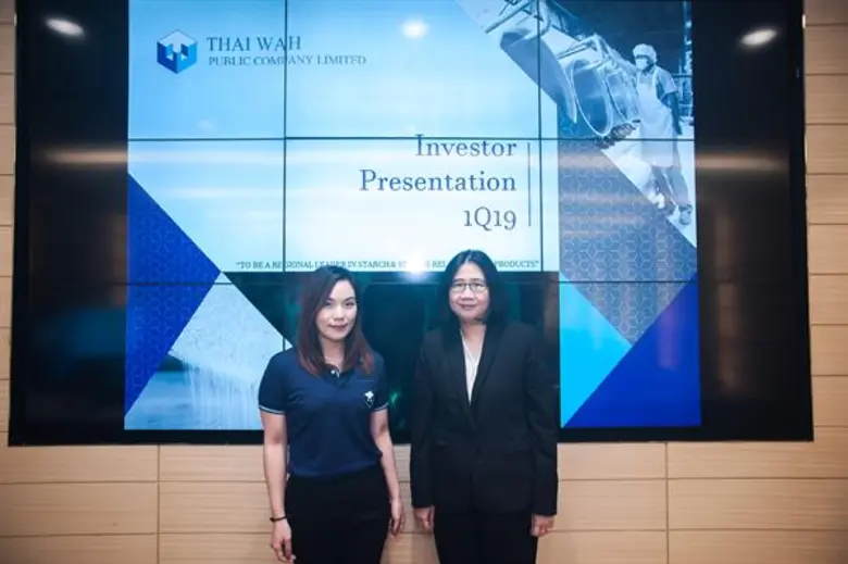 คุณอรอนงค์ วิชชุชาญ (ขวา) Chief Financial...