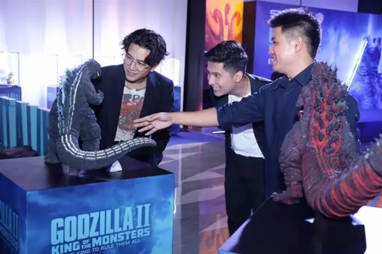 Movie Guide: โทนี่ รากแก่น พาแฟนๆดูหนังฟอร์มยักษ์ในตำนานก่อนใคร กับภาพยนตร์เรื่อง “Godzilla II: King of the Monsters” ที่ เอส เอฟ