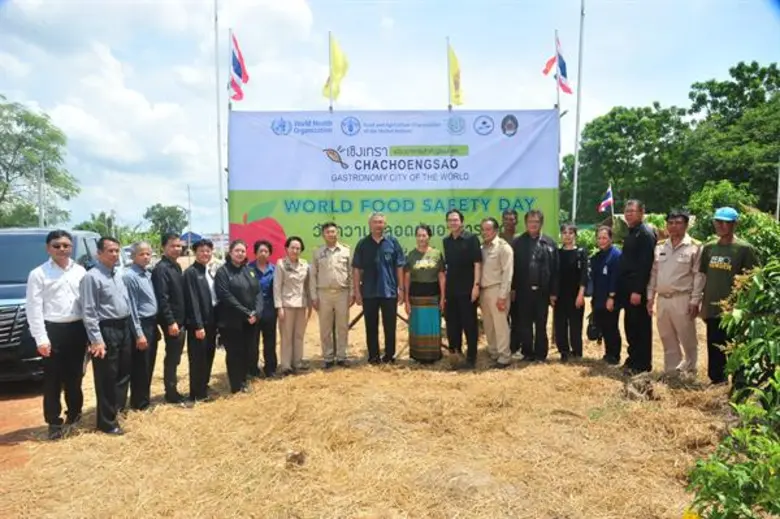 นายวิวัฒน์ ศัลยกำธร รัฐมนตรีช่วยว่าการกระ...