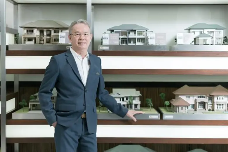 นายปราโมทย์ ธีรกุล ประธานกรรมการบริหาร เค...