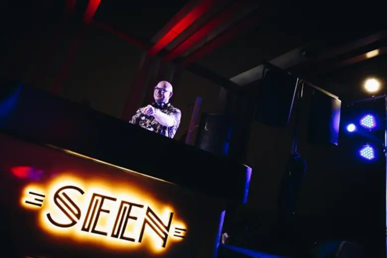 SEEN ขนทัพดีเจดังระดับโลก สร้างสีสันบนรูฟท็อปสุดฮิป พร้อมวิวแม่น้ำเจ้าพระยาแบบพาโนราม่า