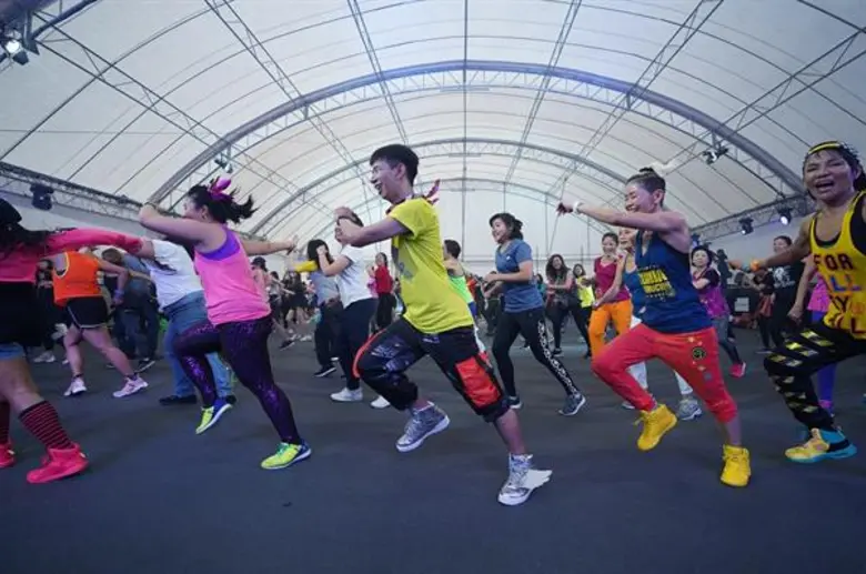 ดารา เซเลบ ทั่วเมืองไทยร่วมเปิดเวทีประชันความฟิตอย่างยิ่งใหญ่ Fitfest 2019 สวนสนุกแห่งการออกกำลังกายที่ใหญ่และมันส์ที่สุด อัดแน่นด้วยไฮไลท์คลาส จัดเต็มตั้งแต่วันนี้ – 9 มิถุนายนนี้ ที่เซ็นทรัลเวิลด์