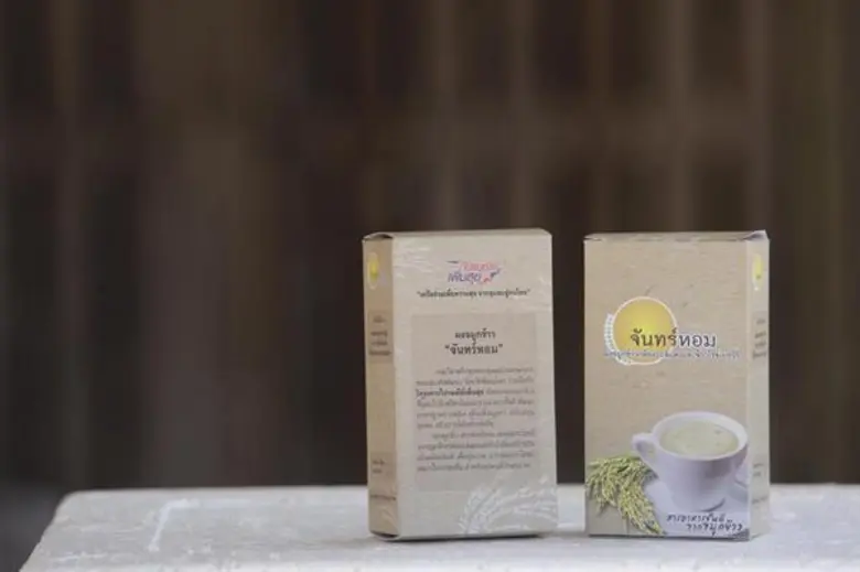 เจาะลึกธุรกิจผงจมูกข้าว “จันทร์หอม” ผลิกฟื้นผืนนา ด้วยโมเดล “ไปรษณีย์เพิ่มสุข” ช่วยแก้ ช่วยเพิ่มช่องทางการขาย เพิ่มรายได้ชาวนาไทย