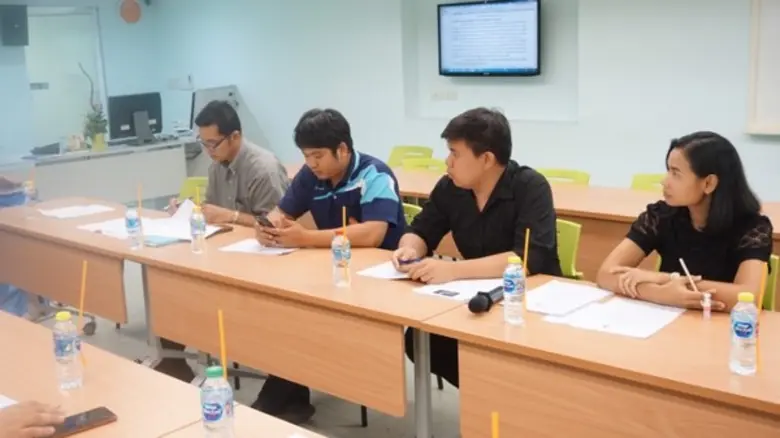 ณ ห้องประชุม วิทยาลัยเทคนิคกำแพงเพชร นายส...