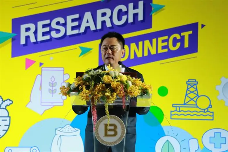 กสอ. จับมือ 8 มหาวิทยาลัยชั้นนำของไทย สร้างสรรค์งานวิจัย ต่อยอดนวัตกรรม