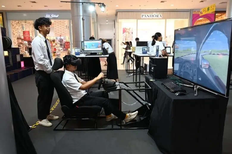 นักศึกษาเทคโนโลยีมีเดีย มจธ. โชว์ความแกร่งด้านการผลิตโปรแกรมมีเดียสายบันเทิงรองรับยุคดิจิทัล 4.0