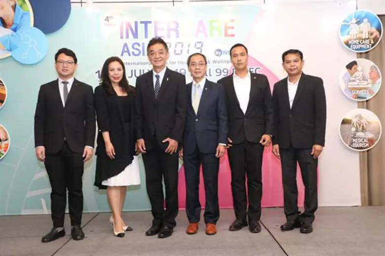 นายศักดิ์ชัย ภัทรปรีชากุล (ที่ 3 จากซ้าย)...