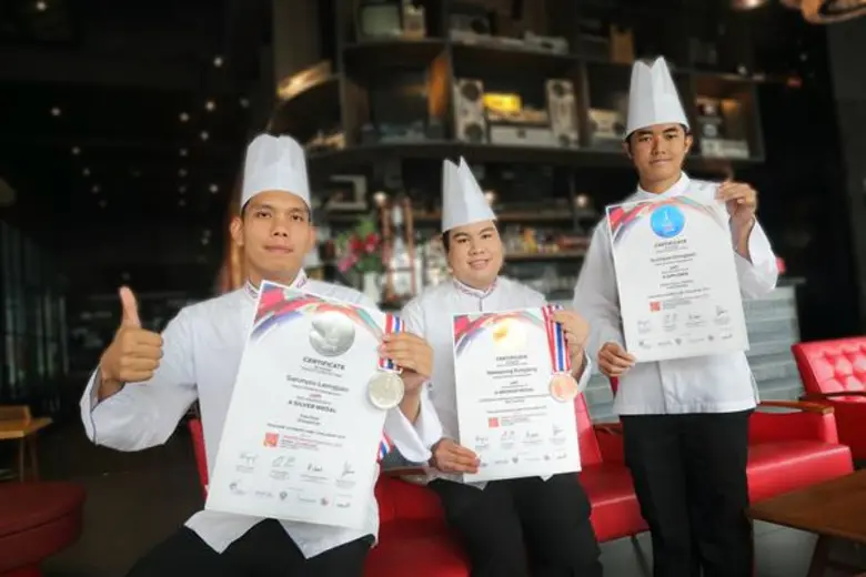ทีมเชฟอิมแพ็ค โชว์ศักยภาพผู้นำด้านอาหารและบริการจัดเลี้ยง คว้ารางวัลจากเวที “สุดยอดเชฟไทยครั้งที่ 8”