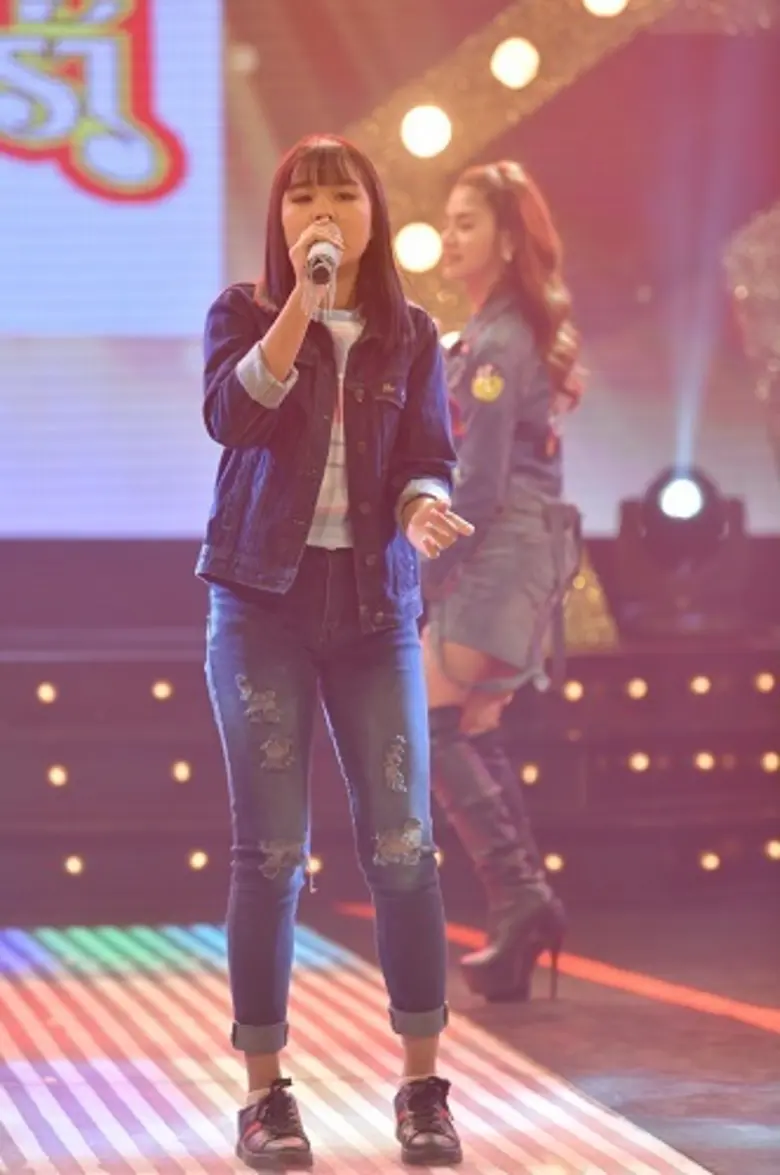 ศุกร์นี้พบกับ...ลูกทุ่งสาวใสวัย 14 สายอิน...