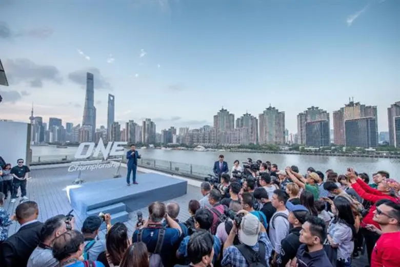 STAMP FAIRTEX AND ALMA JUNIKU STARE DOWN AT ONE: LEGENDARY QUEST OFFICIAL FACE-OFF IN SHANGHAI