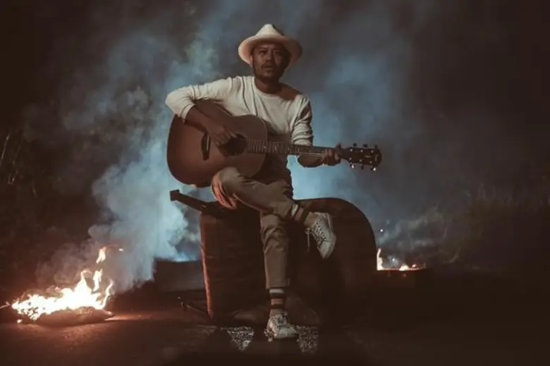 “สิงโต นำโชค” ชวนทุกคู่รักนับหยุดหนึ่งอีกครั้ง ในเพลงใหม่ล่าสุด “วันที่เรานับหนึ่ง” คว้า “เรย์ แมคโดนัลด์” ถ่ายทอดฝีมือการแสดง