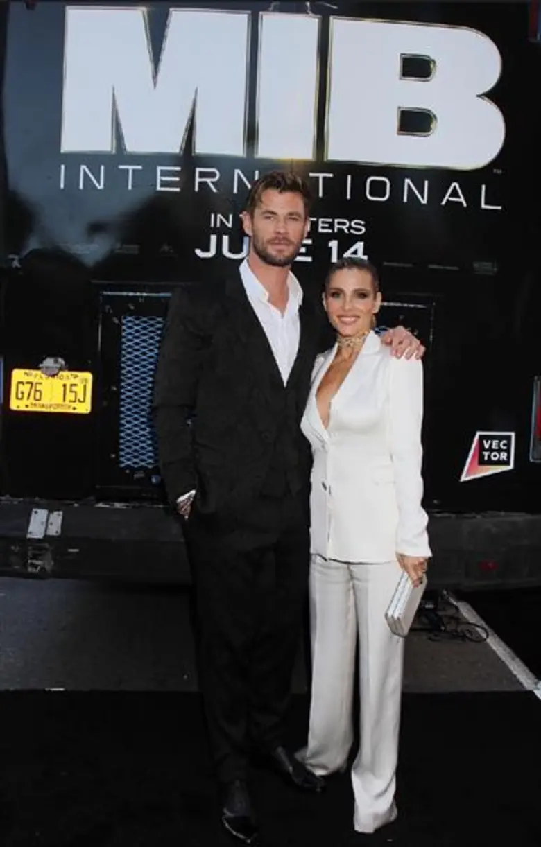 ตระเวนโปรโมทหนังไปทั้ง ฝรั่งเศส, อังกฤษ, ...