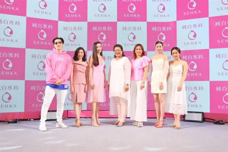 SENKA เปิดตัว SENKA White Beauty Skincare หรือ JUNPAKU SENKA กลุ่มผลิตภัณฑ์ฟื้นบำรุงผิวหน้า เพื่อผิวดูเปล่งประกาย กระจ่างใส และแบรนด์แอมบาสเดอร์ มุก-วรนิษฐ์ ถาวรวงศ์ นักแสดงสาวผิวหน้าสวยใส มากความสามารถ