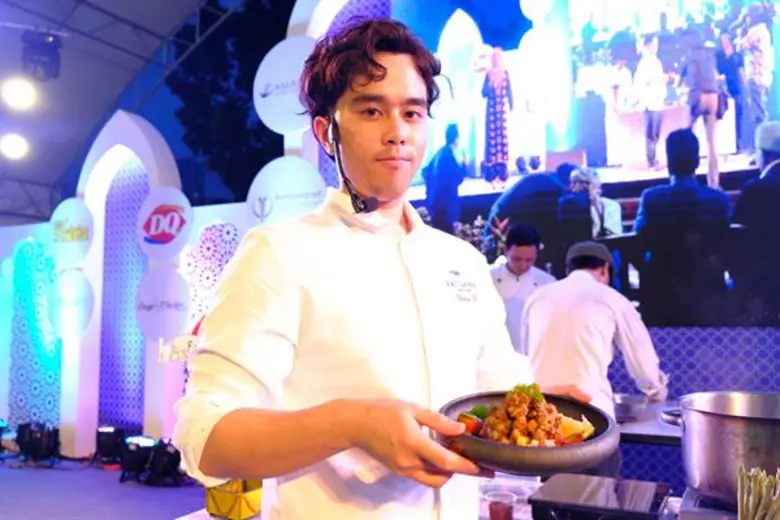 13-17 มิ.ย. 62 เอเชียทีค เดอะ ริเวอร์ฟร้อนท์ ร่วมกับ มูลนิธิมุสลิมสงเคราะห์ผู้ประสบภัย และสมาคมการค้านักธุรกิจไทยมุสลิม เชิญร่วมฉลองตรุษอีดิ้ลฟิตรี้นำรายได้ช่วยเหลือผู้ประสบภัย  ในงาน 'ฟิตตรี้เฟส 2019 มุสลิมเจริญกรุง ณ ถนนหลากวัฒนธรรมกับสายน้ำและการค้า’