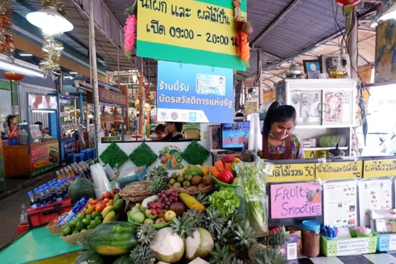 ตลาดนัมเบอร์วัน ราม 2 ยกระดับตลาดสด 4.0 รองรับพร้อมเพย์ – บัตรสวัสดิการแห่งรัฐ เอื้อประโยชน์ผู้บริโภค – ร้านค้า