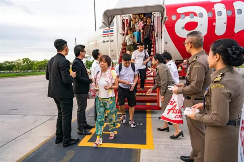 แอร์เอเชียฉลองเที่ยวบินปฐมฤกษ์ เชียงใหม่-เซินเจิน