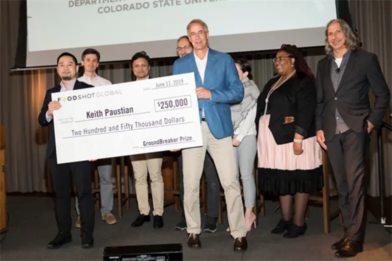 เอ็นอาร์ อินสแตนท์ โปรดิวซ์ (NRF) ตอกย้ำเป้าหมายการพัฒนาธุรกิจอาหารเพื่อเศรษฐกิจหมุนเวียนด้วยการบริจาคเงิน 250,000 ดอลล่าร์สหรัฐให้กับบริษัท Start-up ในประเทศสหรัฐอเมริกา ที่ทำการเกษตรผสมผสานรูปแบบใหม่ภายในงาน FoodShot Global