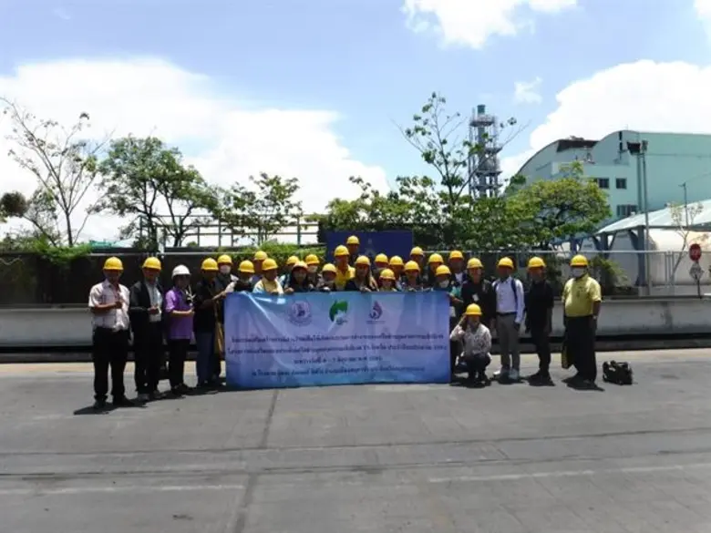 คุณวันชัย เหลืองวิริยะ กรรมการและผู้จัดกา...