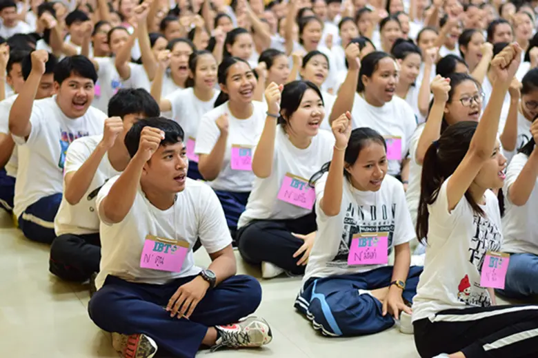 ผศ.พีระศักดิ์ เสรีกุล รองอธิการบดีประจำวิ...