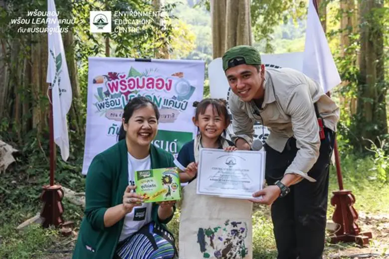 Gossip News: ปิ่น-เก็จมณี ผุดไอเดียปลูกฝังจิตสำนึกเรื่องแยกขยะจับมือกับ แบรนด์จูเนียร์ และ Farm De Lek จัดกิจกรรม พร้อมลอง พร้อม Learn