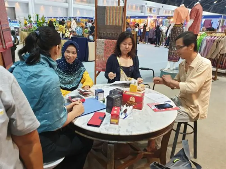 กรมการพัฒนาชุมชนฯ ผนึกกำลังกับ โอทอป อินเตอร์เทรดเดอร์  จัดกิจกรรมเจรจาธุรกิจ ครั้งแรก!!! เพิ่มช่องทางการตลาดผลิตภัณฑ์โอทอปสร้างรายได้ให้กับชุมชน ในงาน OTOP Midyear 2019