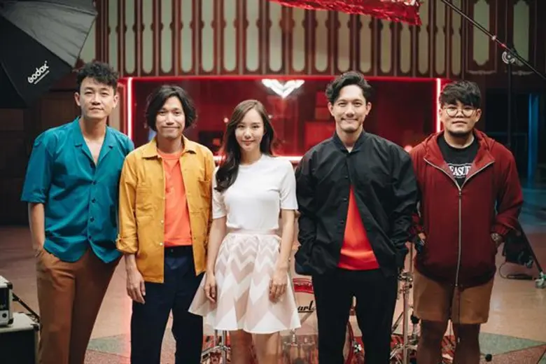 "ผู้ชายก็ชอบดูดวงนะ" หนึ่งในคำบอกเล่าจาก ...