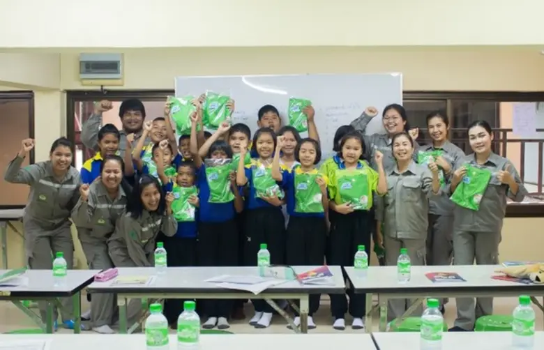 ต้อนรับเปิดเทอมกับกิจกรรม สอนน้องรักวิทย์...