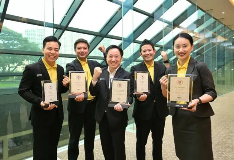 นายอิทธิพันธ์ เจียกเจิม ผู้ช่วยผู้จัดการใ...