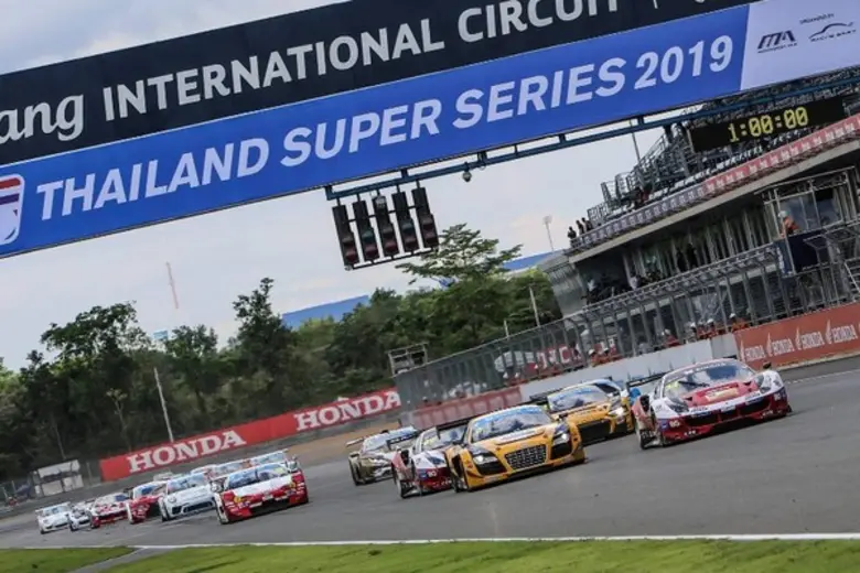 แซนดี้คว้าโพเดียมสนามช้าง ไทยแลนด์ซูเปอร์ ซีรีส์	