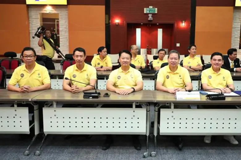 แอดวานซ์ ไวร์เลส เน็ทเวอร์ค ได้สิทธิในการได้รับอนุญาต ให้ใช้คลื่นความถี่สำหรับกิจการโทรคมนาคมย่าน 700MHz