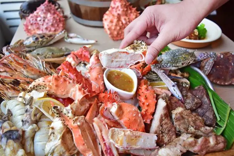 ฟินกันต่อเนื่องกับโปร "กินปู ดูก้าม" ที่ห...