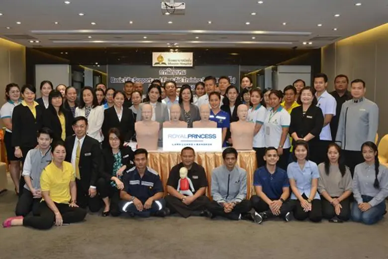 คุณมณีรัตน์ ชื่นสุขเจริญกุล พยาบาลแผนกฉุก...