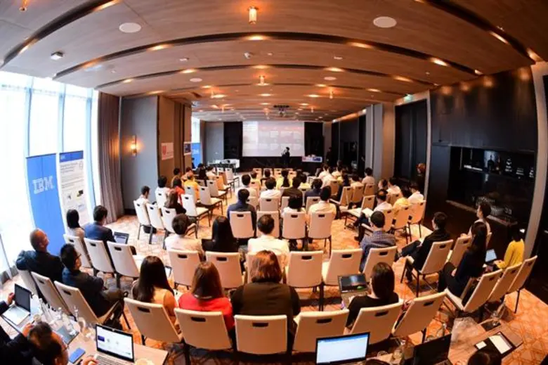 บริษัท ยิบอินซอย จำกัด ร่วมกับ บริษัท ไอบ...