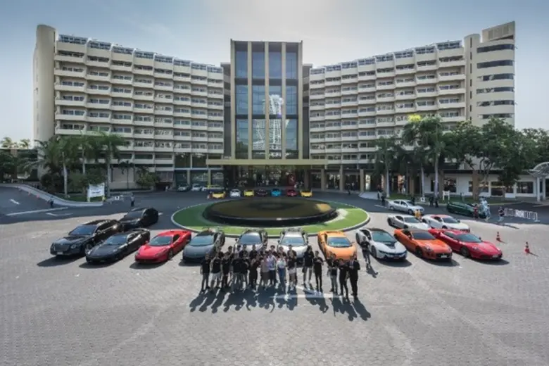 Club 8ight สโมสรรถซุปเปอร์คาร์สุดหรู จัดเอ็กซ์คลูซีฟทริป ณ รอยัล คลิฟ พัทยา