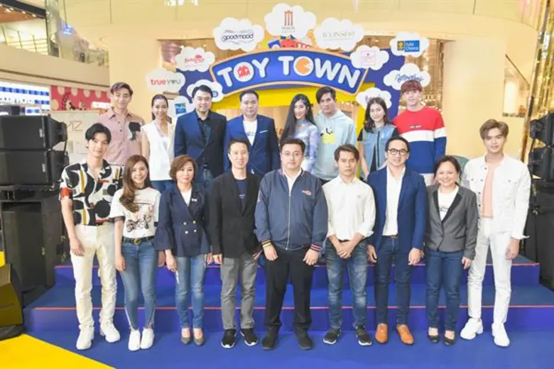 สาวน้อยมหัศจรรย์คนล่าสุด เซย่า-ณิชฏา ทองเจือ โชว์น้ำเสียงเอกลักษณ์พิสูจน์ความสามารถที่งาน GOODMOOD-MAJOR CINEPLEX-ICONSIAM present TOYTOWN