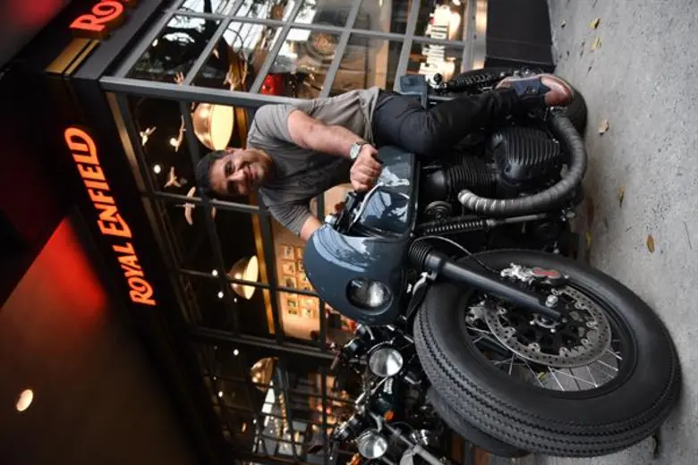 รอยัล เอนฟิลด์ จัดกิจกรรม คาเฟ่ เรซเซอร์ ไนท์ ไรด์ ครั้งแรกในเมืองไทย สัมผัสที่สุดของความสนุกในขับขี่กับรถคอนติเนเนทัล จีที  ปลุกตำนานวัฒนธรรม คาเฟ่ เรซเซอร์ ของอังกฤษในยุค 50