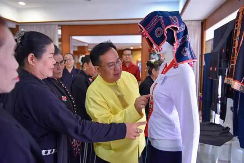 นิทรรศการ “ผ้าไทสองแคว” แลผ้าโบราณและผ้าร่วมสมัยของ ๔ กลุ่มชาติพันธุ์ในจังหวัดพิษณุโลก