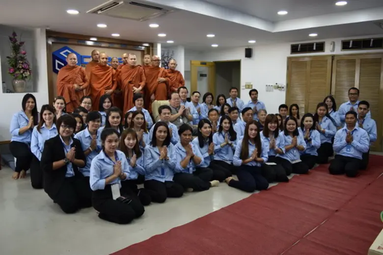 The Cube Condo ทำบุญครบรอบ 6 ปี ก่อตั้งบริษัทเพื่อความเป็นสิริมงคล	