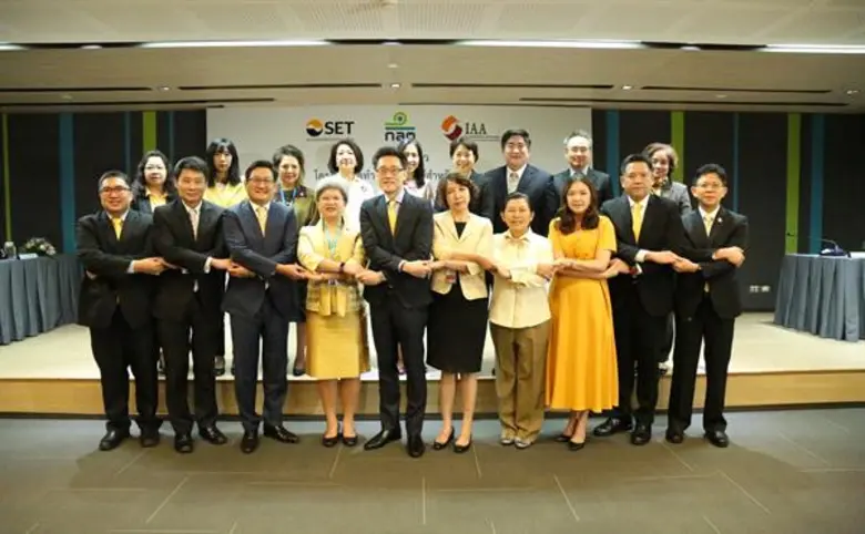 รื่นวดี สุวรรณมงคล เลขาธิการ สำนักงานคณะก...