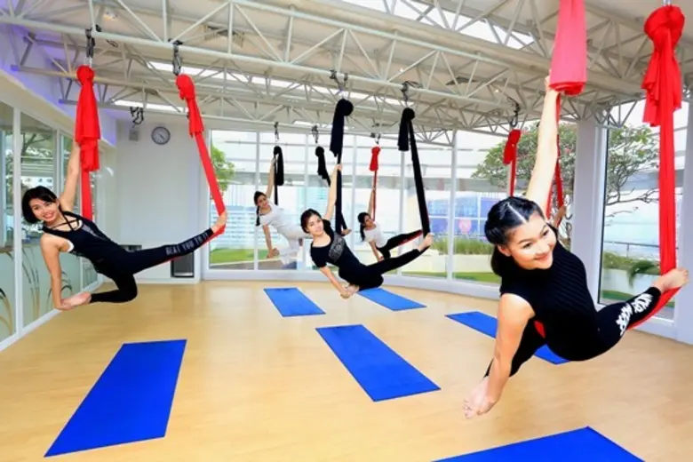 เพิ่มความท้าทายโบยบินบนผืนผ้าอย่างสง่างาม สุดสตรองไ...