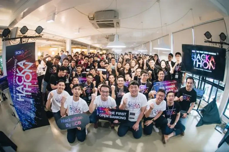 ธนาคารไทยพาณิชย์ประสบความสำเร็จอย่างท่วมท...