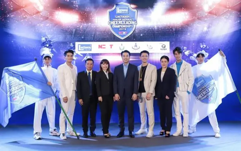  ฮั่น อิสริยะ โชว์สเต็ปแดนซ์สุดอลังการ กับทีมเชียร์ลีดดิ้งเวที TNCC ชวนเด็กไทยทำเรื่องเต้น ไม่ให้เป็นเรื่องเล่นๆ อีกต่อไป กับการแข่งขันเชียร์ลีดดิ้งชิงแชมป์ประเทศไทยครั้งที่15 ประจำปี 2562