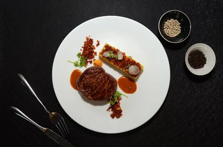 แมริออท เอ็กเซ็กคิวทีฟ อพาร์ทเมนท์ สาทร วิสต้า ต้อนรับ 'สุปรีชา ตันสิงห์’ หัวหน้าเชฟคนใหม่แห่งห้องอาหารโมโม่คาเฟ่