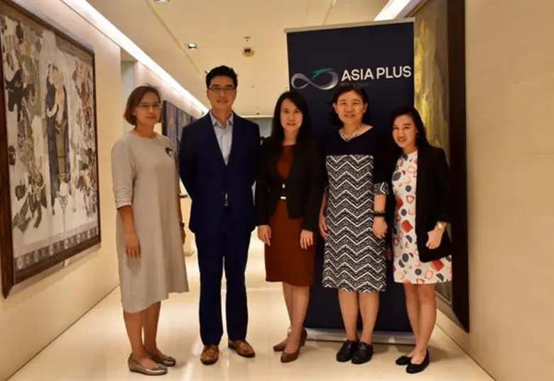 นายสัญชัย เนื่องสิทธิ์ (ที่2จากซ้าย) ประธ...