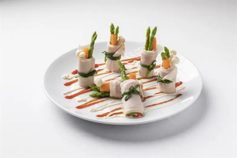 ความอร่อยต่างสไตล์กับรสชาติที่ลงตัว ณ ห้องอาหาร แคลิฟอร์เนีย สเต็ก โรงแรมแคนทารี กบินทร์บุรี