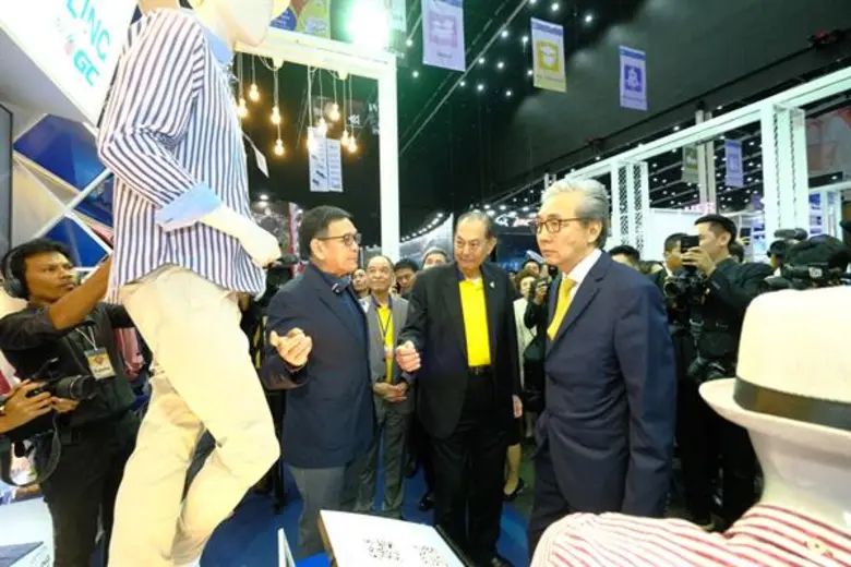 “สหกรุ๊ปแฟร์ ครั้งที่ 23” จัดว้าวถูกใจทุก GEN โชว์นวัตกรรมกระตุ้นลงทุน–ช้อปปิ้ง–คอนเสิร์ต–แฟชั่นโชว์–สัมมนา-สมัครงาน ครบจบในงานเดียว 27-30 มิถุนายนนี้ ที่ไบเทค บางนา