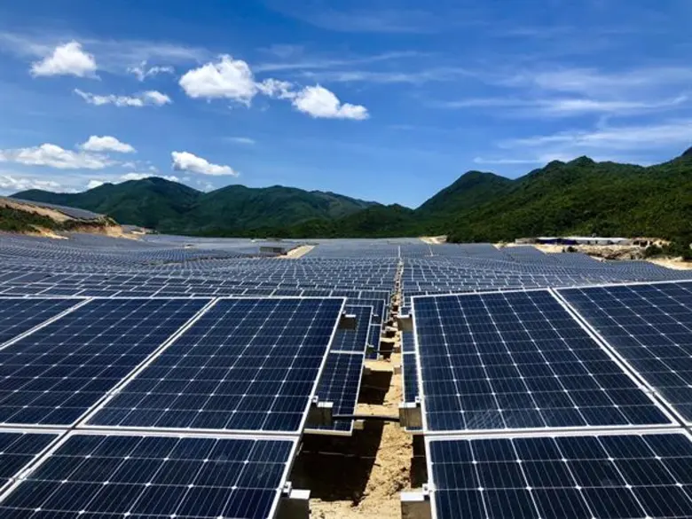 EPCO ได้ฤกษ์ตัดริบบิ้นโรงไฟฟ้าโซลาร์เวียดนาม 110.03 MW หลังจ่ายไฟรับทรัพย์ล่วงหน้าต้นเดือนมิ.ย. กินรวบยาว 25 ปี พร้อมผงาดขึ้นแท่นกำลังการผลิตติดตั้งรวม 533 MW หนุนรายได้เติบโต 50%