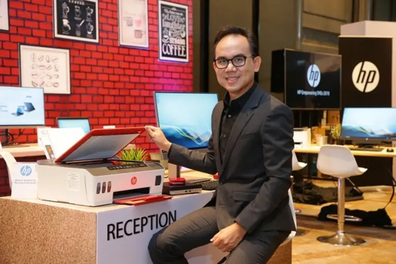 HP เปิดตัวเทคโนโลยีเสริมแกร่งธุรกิจ SMEs ปฏิรูปการทำงาน ยกระดับประสบการณ์ใช้งานนวัตกรรม โน้ตบุ๊ค พีซี การพิมพ์ พร้อมส่งมอบแพ็คเกจ SME รายเดือน